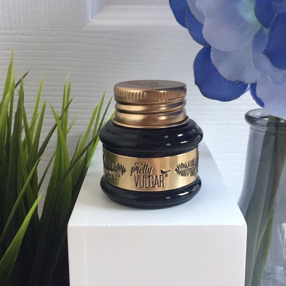 Pretty Vulgar gel eyeliner